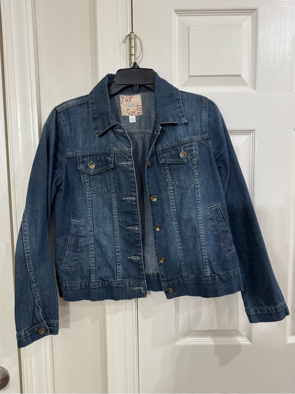 Women’s Dark Blue Denim Jacket with Shirt Collar